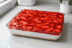 ciasto truskawkowe bez pieczenia